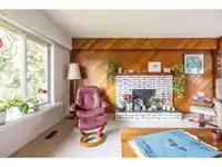 6033 175B STREET - thumbnail 10