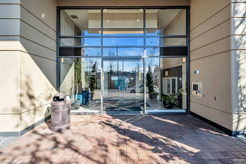 2202 2355 MADISON AVENUE - photo 4 of 25