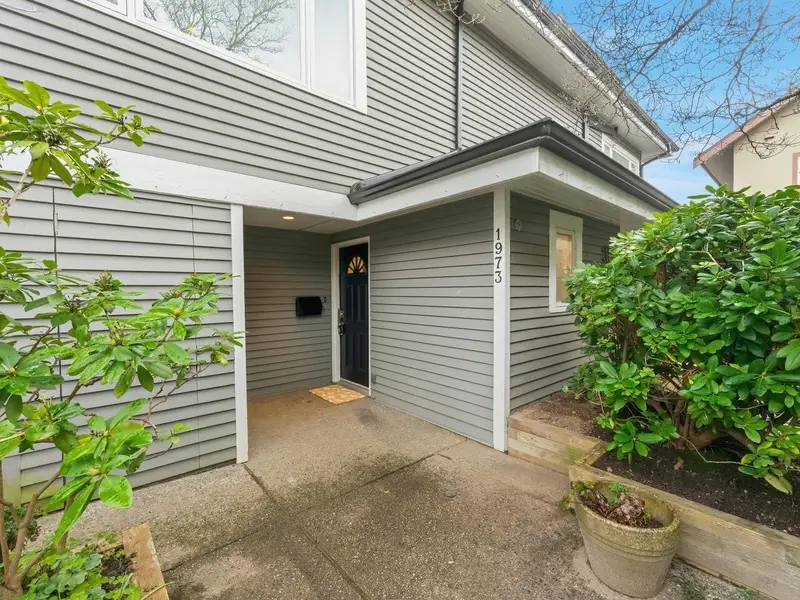 1973 STEPHENS STREET - photo 4 of 25