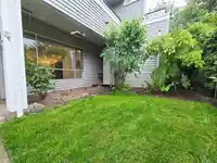 2 13660 84 AVENUE - thumbnail 3
