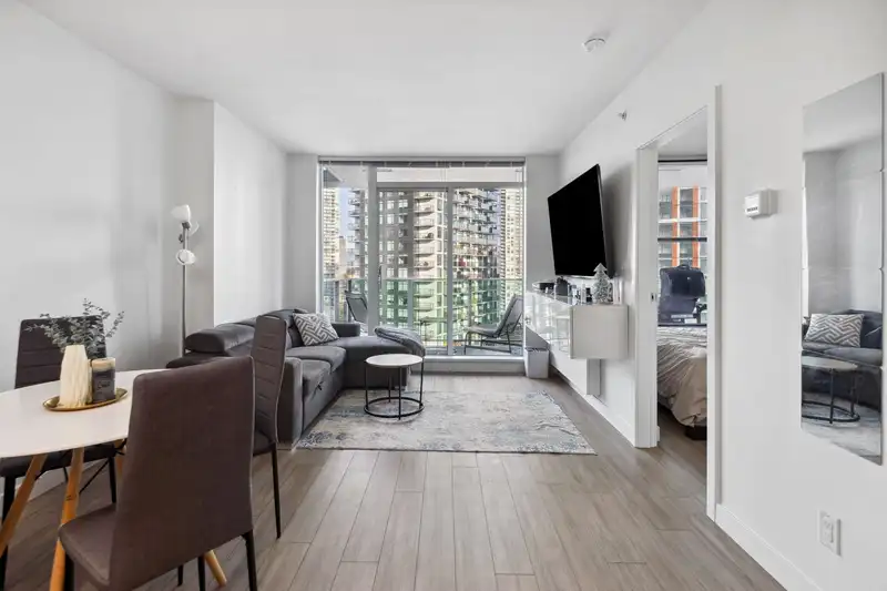 1008 13655 FRASER HIGHWAY - photo 3 of 22