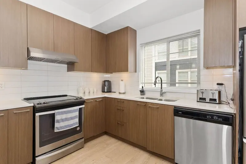 89 32633 SIMON AVENUE - photo 3 of 25