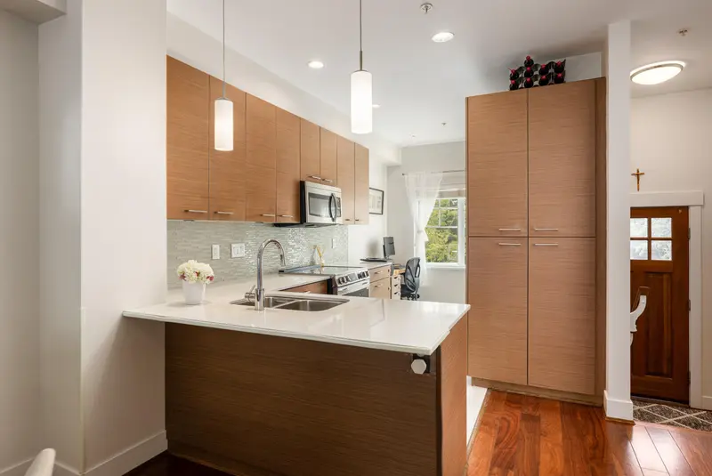 7 7198 BARNET ROAD - photo 3 of 25