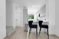4 7050 188 STREET - thumbnail 6