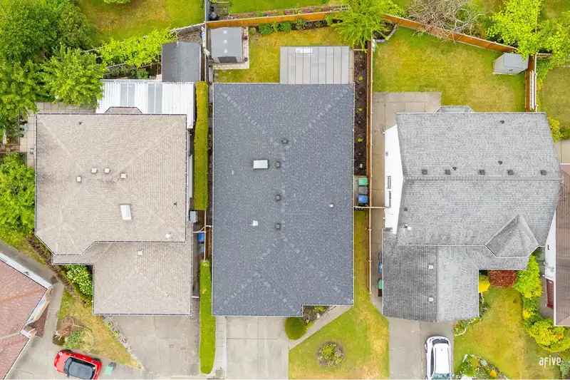 9682 151A STREET - photo 2 of 28