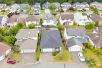 9682 151A STREET - thumbnail 5