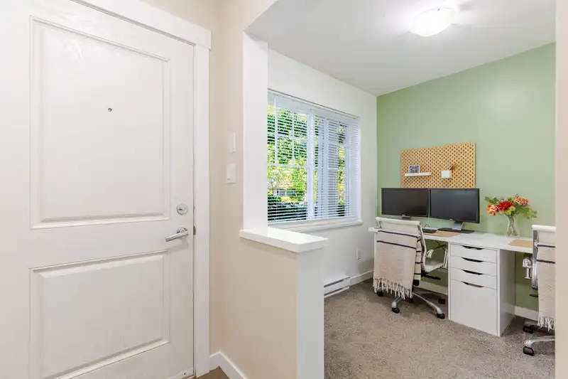 13 6450 187 STREET - photo 4 of 25