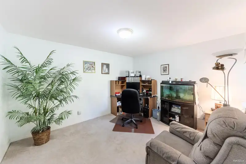 127 12163 68 AVENUE - photo 4 of 26