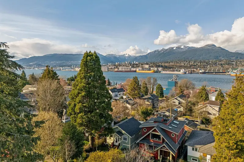 2798 YALE STREET - photo 1 of 19