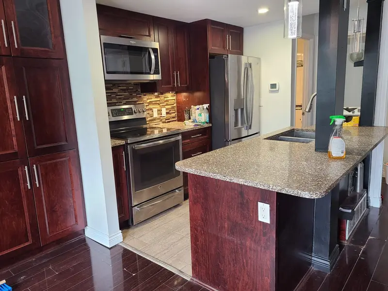 89 10505 153 STREET - photo 1 of 18