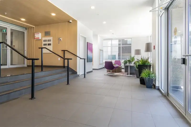 111 13963 105 BOULEVARD - photo 3 of 10