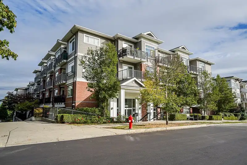 316 6480 195A STREET - photo 1 of 34