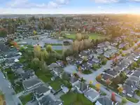 7476 147A STREET - thumbnail 39