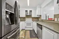 329 9979 140 STREET - thumbnail 8
