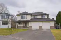 8076 157A STREET - thumbnail 1