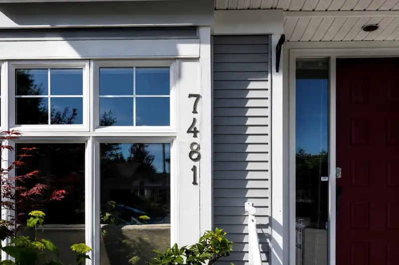 7481 147 STREET - photo 2 of 40