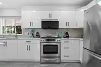 7481 147 STREET - thumbnail 9