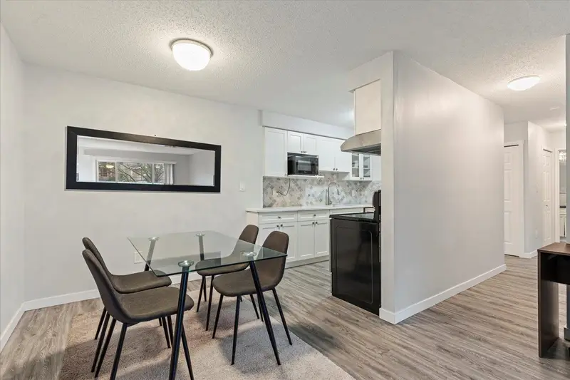 115 45598 MCINTOSH DRIVE - photo 2 of 24