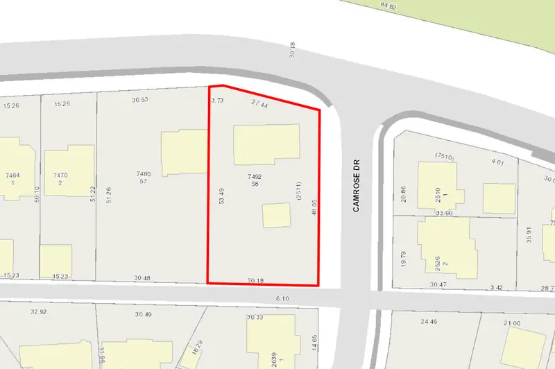 7492 BROADWAY - photo 3 of 25