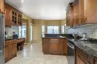 7625 151A STREET - thumbnail 11