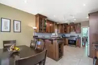 7625 151A STREET - thumbnail 10