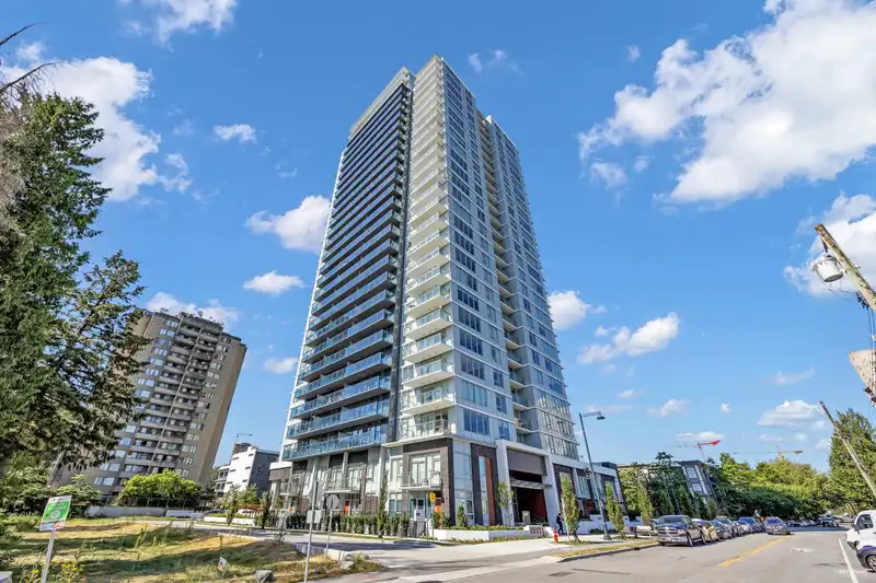 607 13428 105 AVENUE - photo 1 of 32