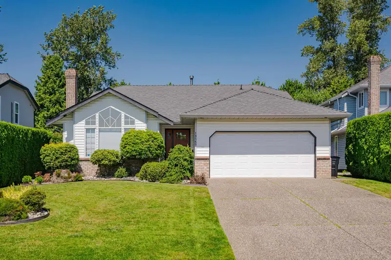 18565 62 AVENUE - photo 1 of 39