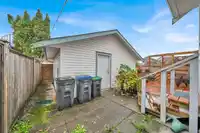 18556 65 AVENUE - thumbnail 32