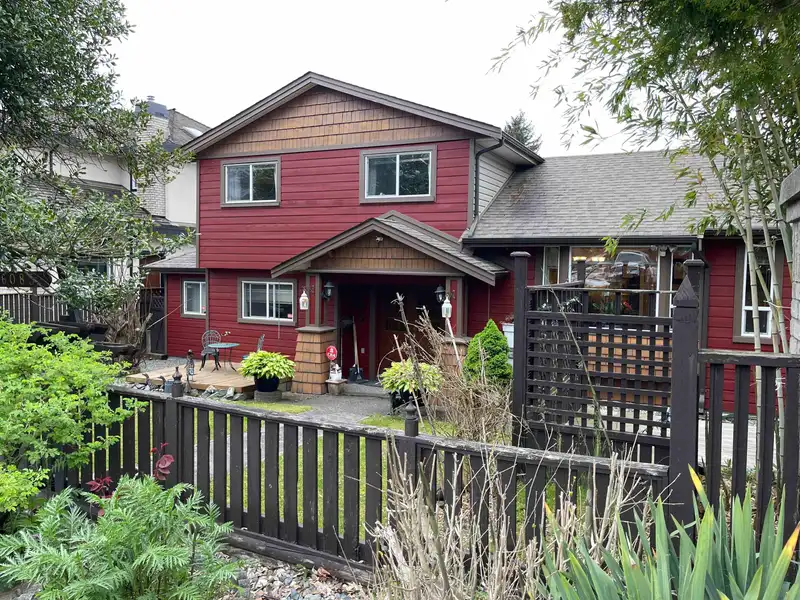 6083 126 STREET - photo 1 of 36