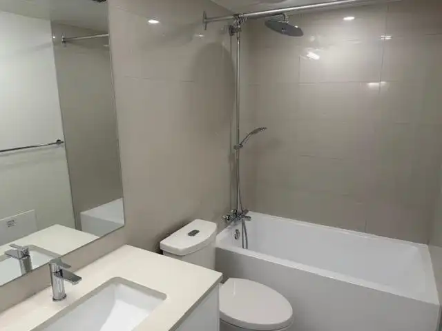 703 13675 107A AVENUE - photo 3 of 5