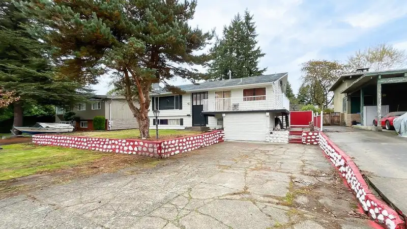 10872 145A STREET - photo 1 of 10