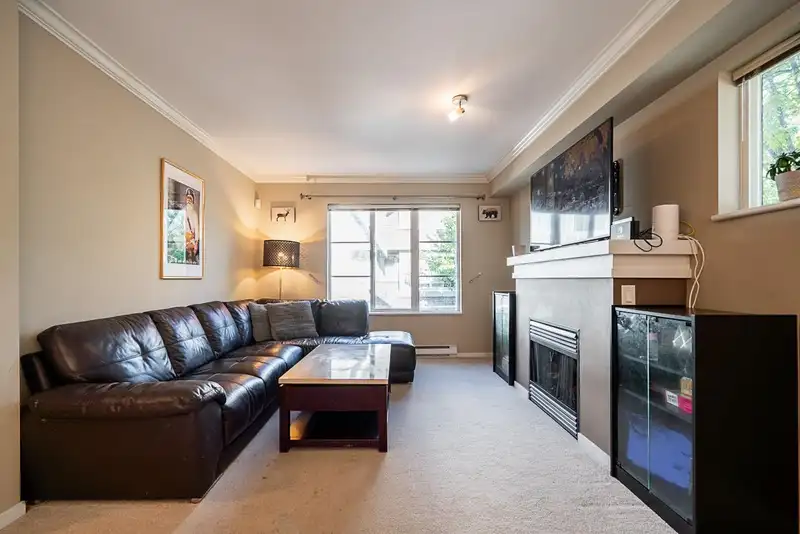 30 15175 62A AVENUE - photo 4 of 33