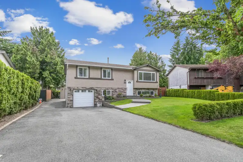 19360 62A AVENUE - photo 1 of 30