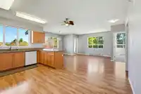 411 16068 83 AVENUE - thumbnail 4