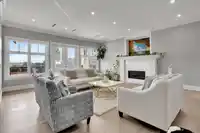 9487 162A STREET - thumbnail 4