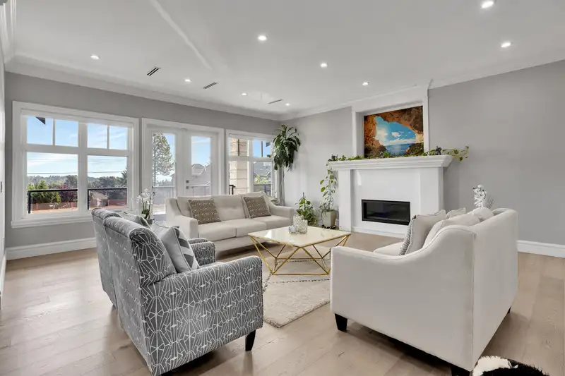 9487 162A STREET - photo 4 of 38