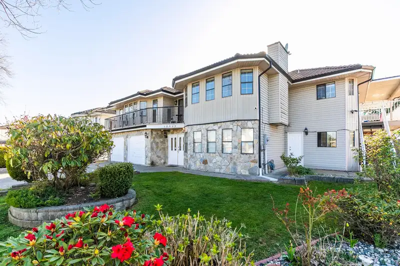 12353 81A AVENUE - photo 1 of 31