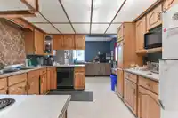 15561 91A AVENUE - thumbnail 13