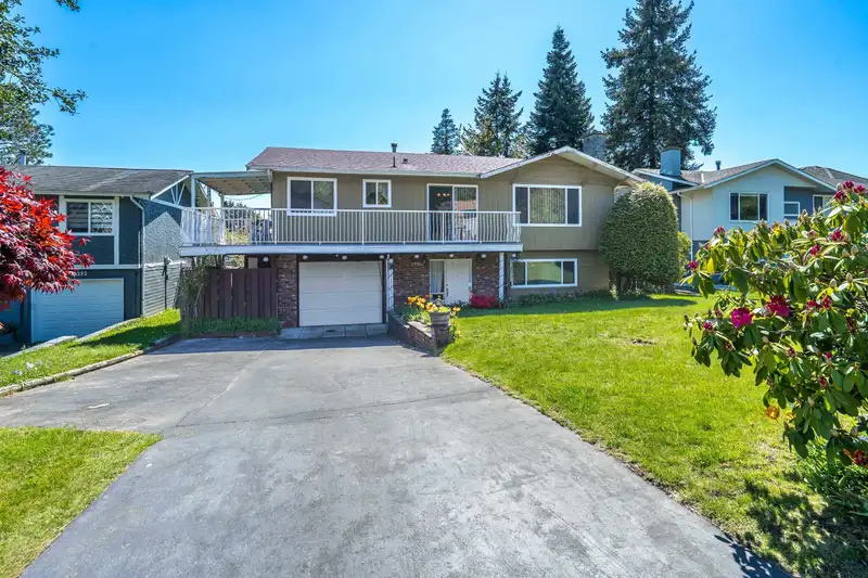 13282 97 AVENUE - photo 1 of 35