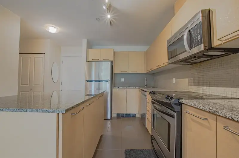 209 10822 CITY PARKWAY - photo 1 of 26
