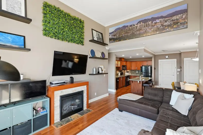 421 5430 201 STREET - photo 3 of 25