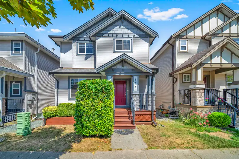 16773 63 AVENUE - photo 1 of 34