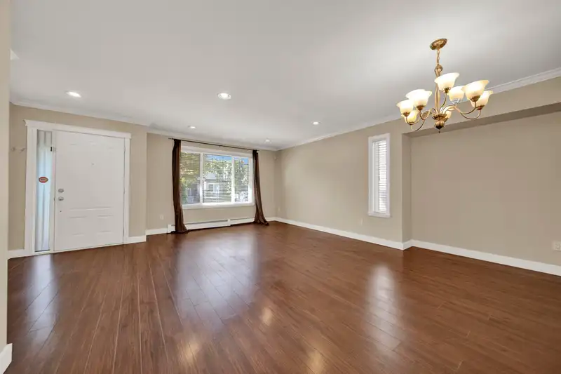 16773 63 AVENUE - photo 3 of 34