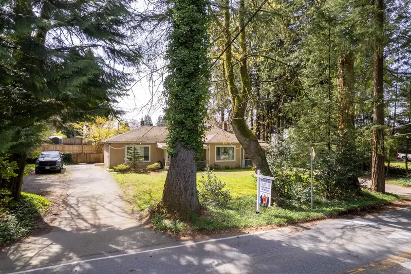 21310 124 AVENUE - photo 4 of 13