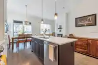 5 7979 152 STREET - thumbnail 6