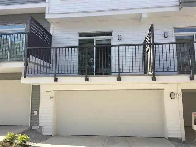 89 8130 136A STREET - photo 2 of 3