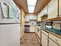 108 10698 151A STREET - thumbnail 7