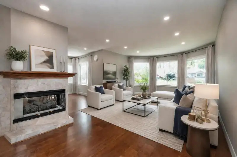 18139 CLAYTONWOOD CRESCENT - photo 1 of 27