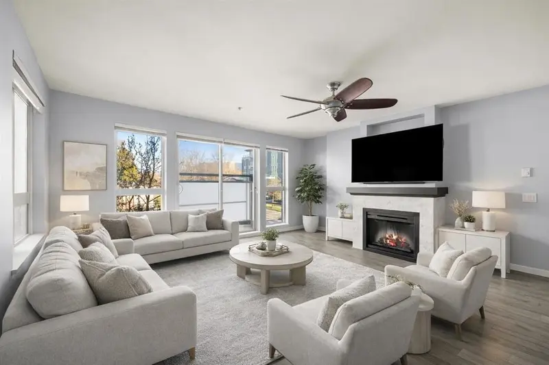 317 405 SKEENA STREET - photo 1 of 24