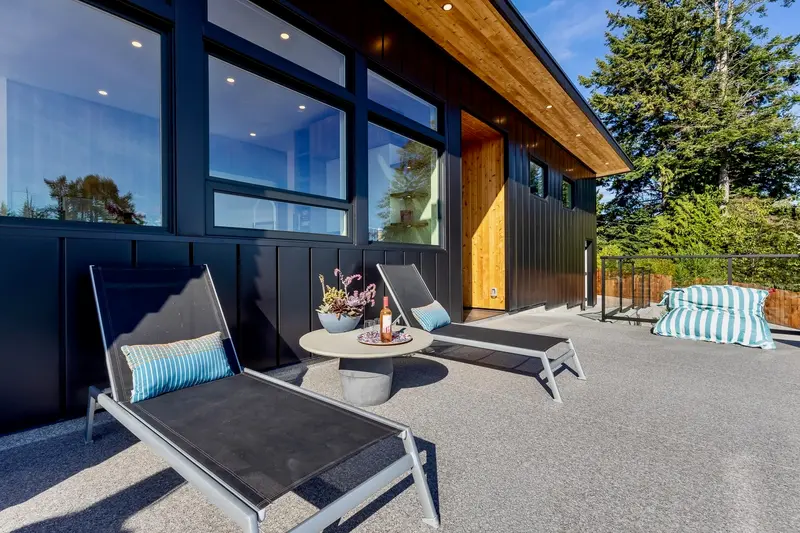 980 GOWER POINT ROAD - photo 3 of 25